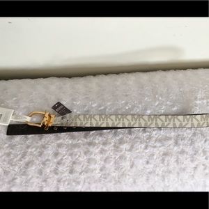 Michae Kors belt